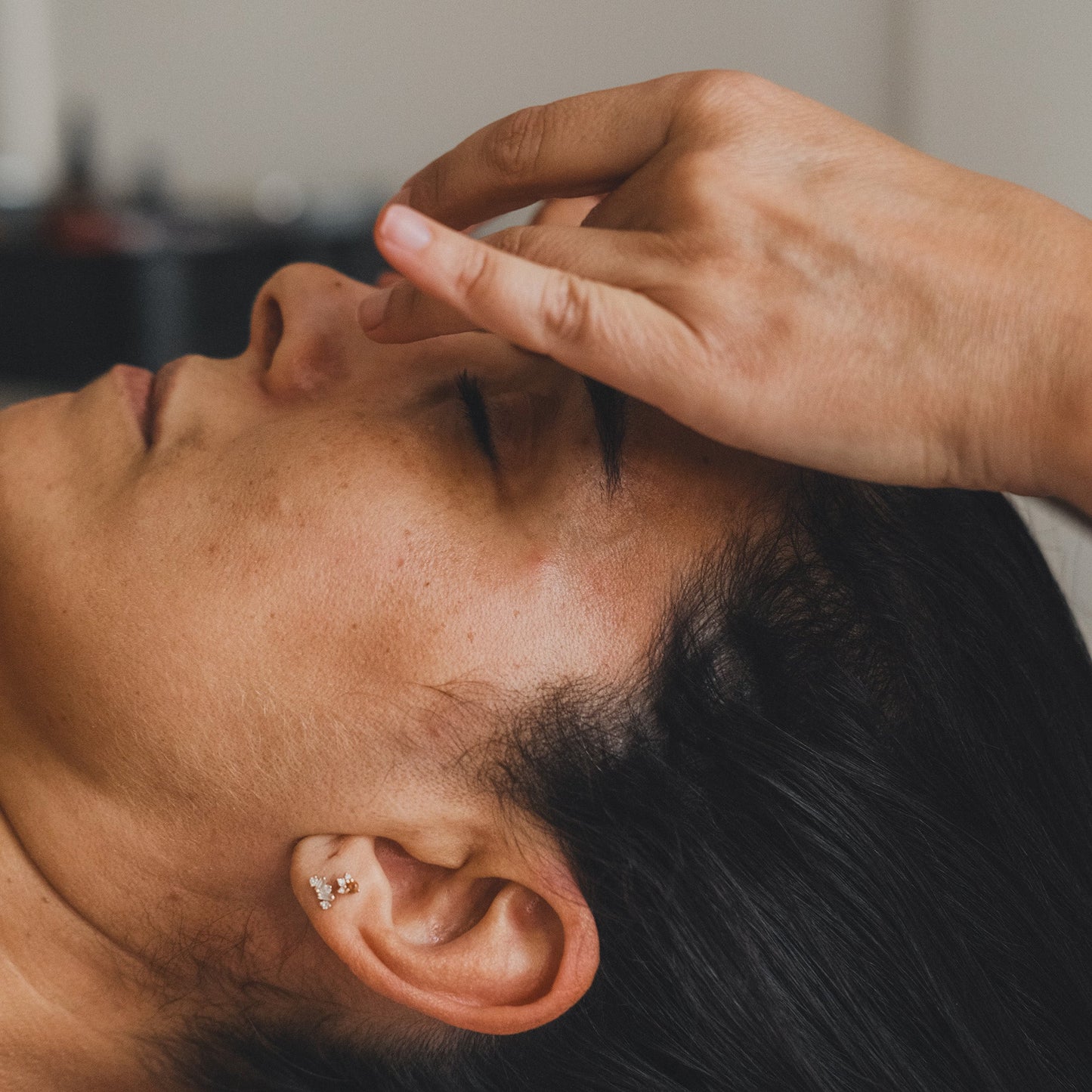 The Neolifting & Eye Revive Experience