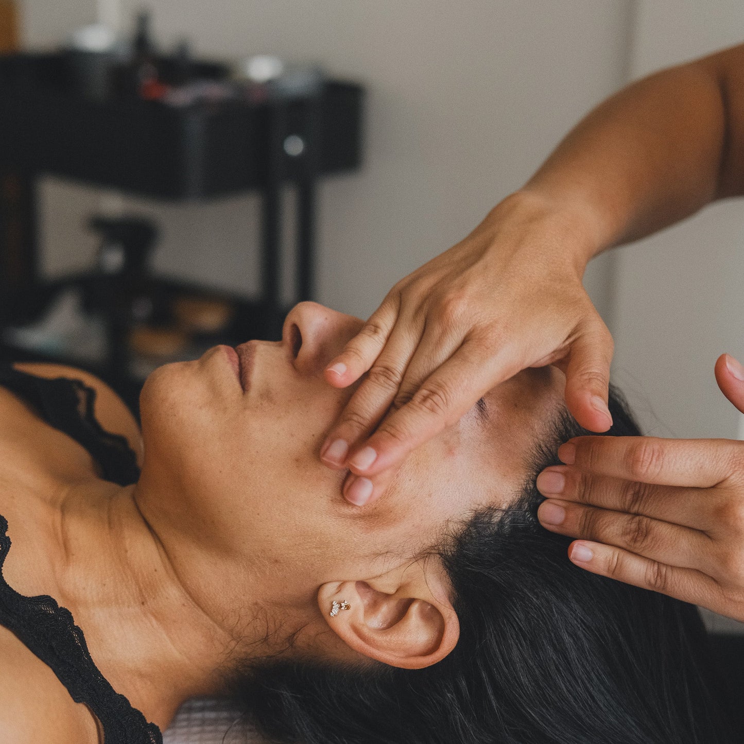 The Neolifting & Eye Revive Experience